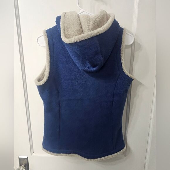 KUHL womens sz small vest with pockets,  in great shape - Picture 2 of 4